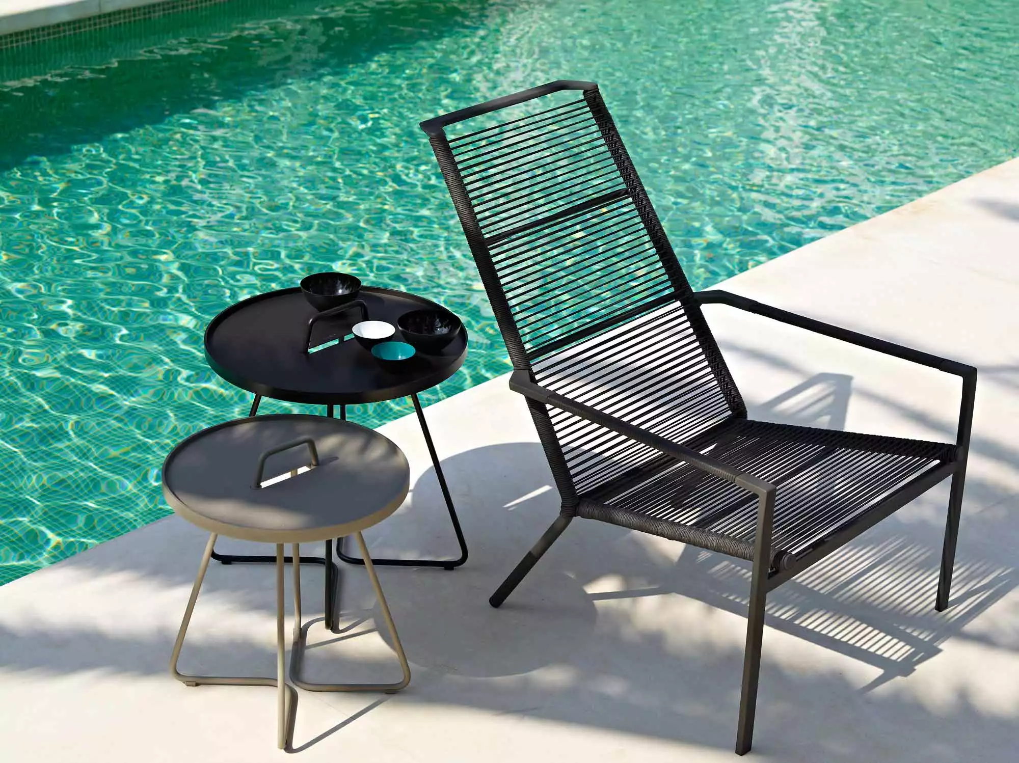 Cane-line On The Move Side Table Small, Black - Afbeelding 5