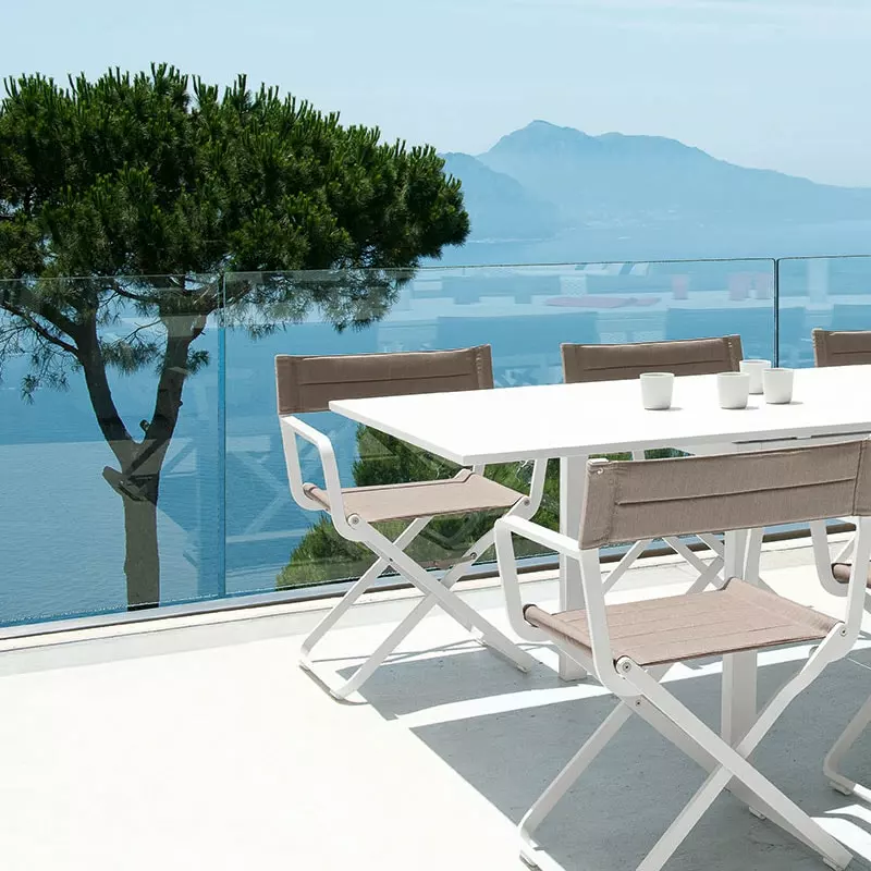 Ethimo Studios Director's Chair Klapstoel, Warm Wit / Nature Grey