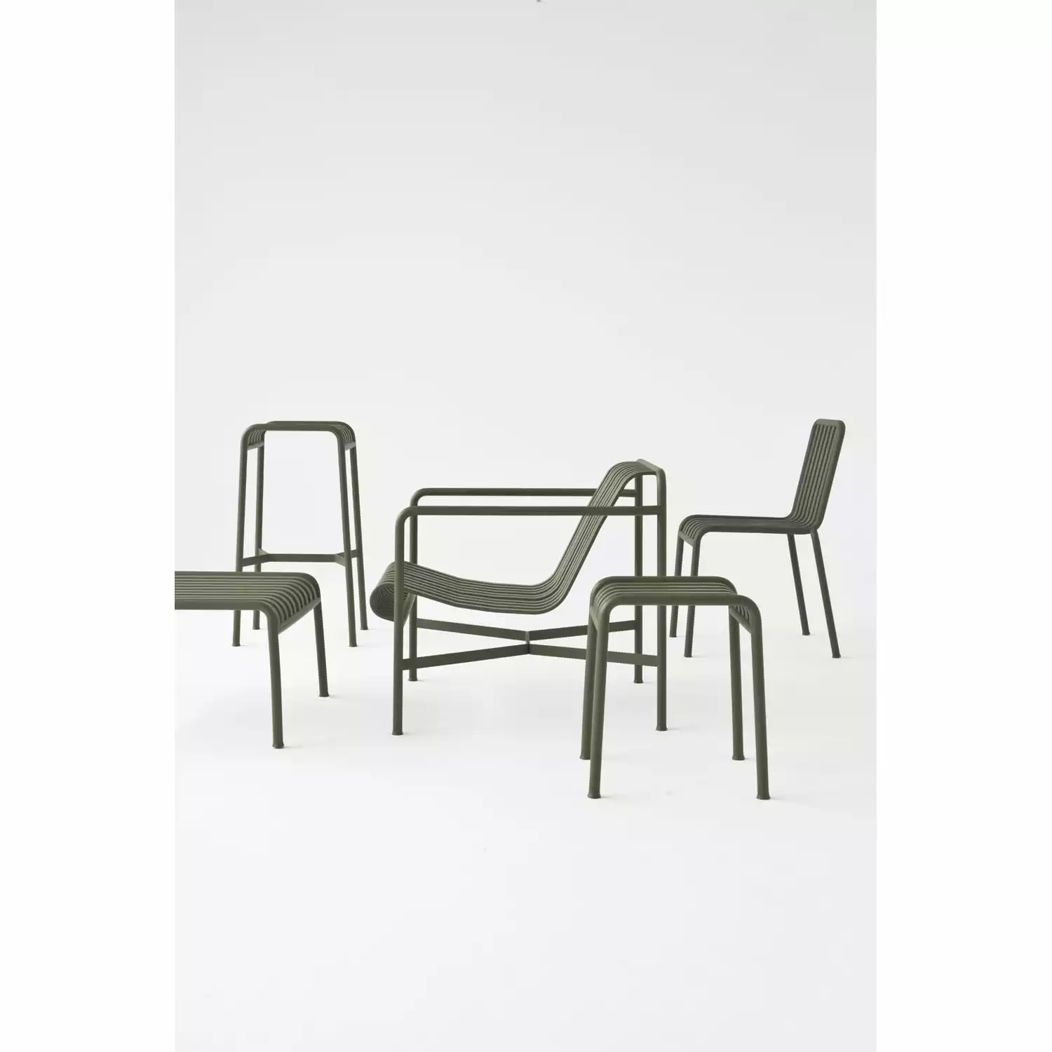 Hay Palissade Kruk, Iron Red - Afbeelding 4